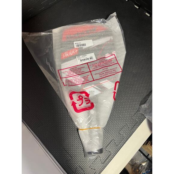 NEW Babolat STRKR+ Pickleball Paddle Red USA Pickleball Carbon Fiber - Picture 3 of 3